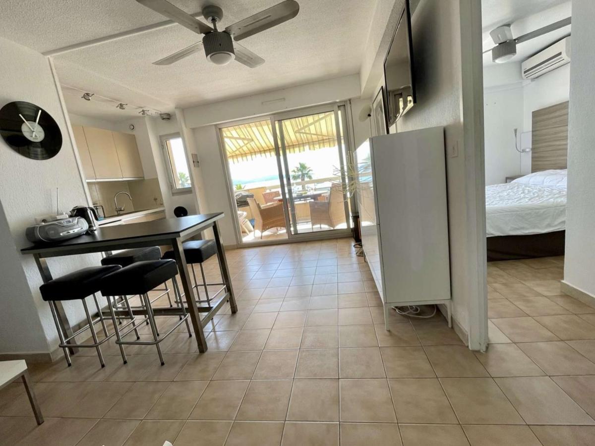 Superbe Apt 2P Front De Mer Pour 4 Pers Avec Terrasse - Cavalaire-Sur-Mer - Fr-1-226B-162 Eksteriør bilde
